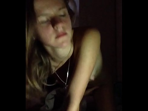 ❤️ Gabar ayaa siigaysa oo ku dhufanaysa ️  Galmada dabada ❌